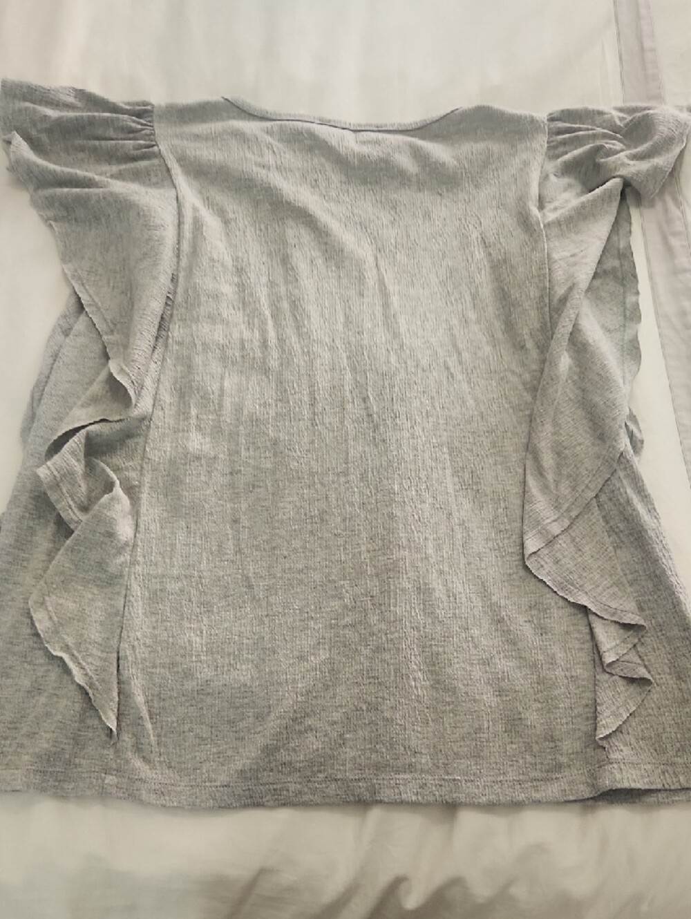 Doe & Rae Ruffle Sleeve Top - Light Gray - Picture 4 of 4